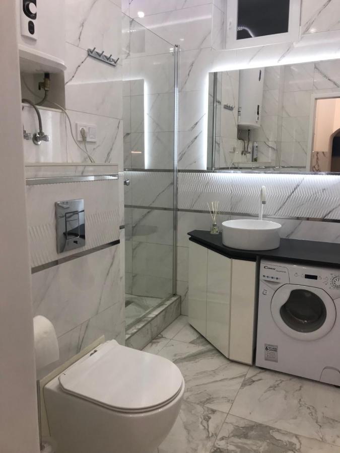на вул кобилянської з балконом Apartment *